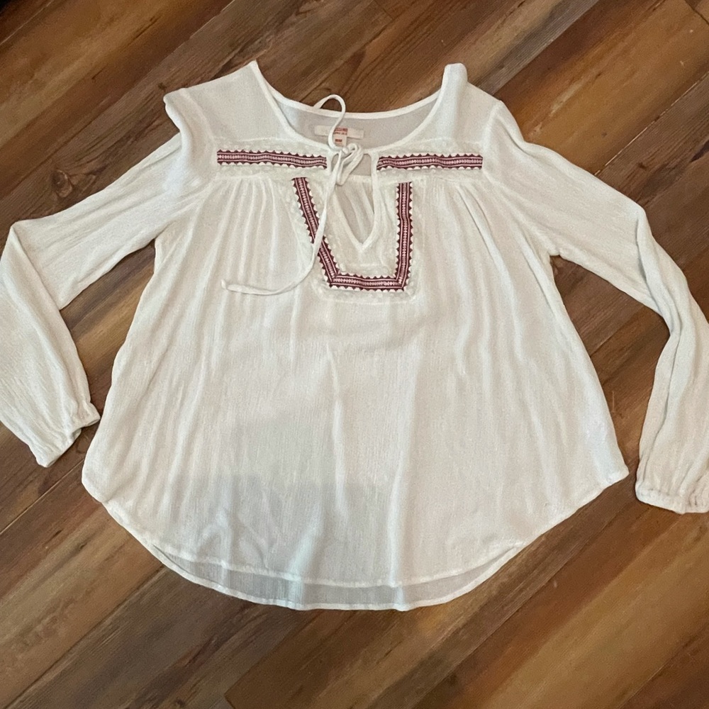 Mossimo medium long sleeve